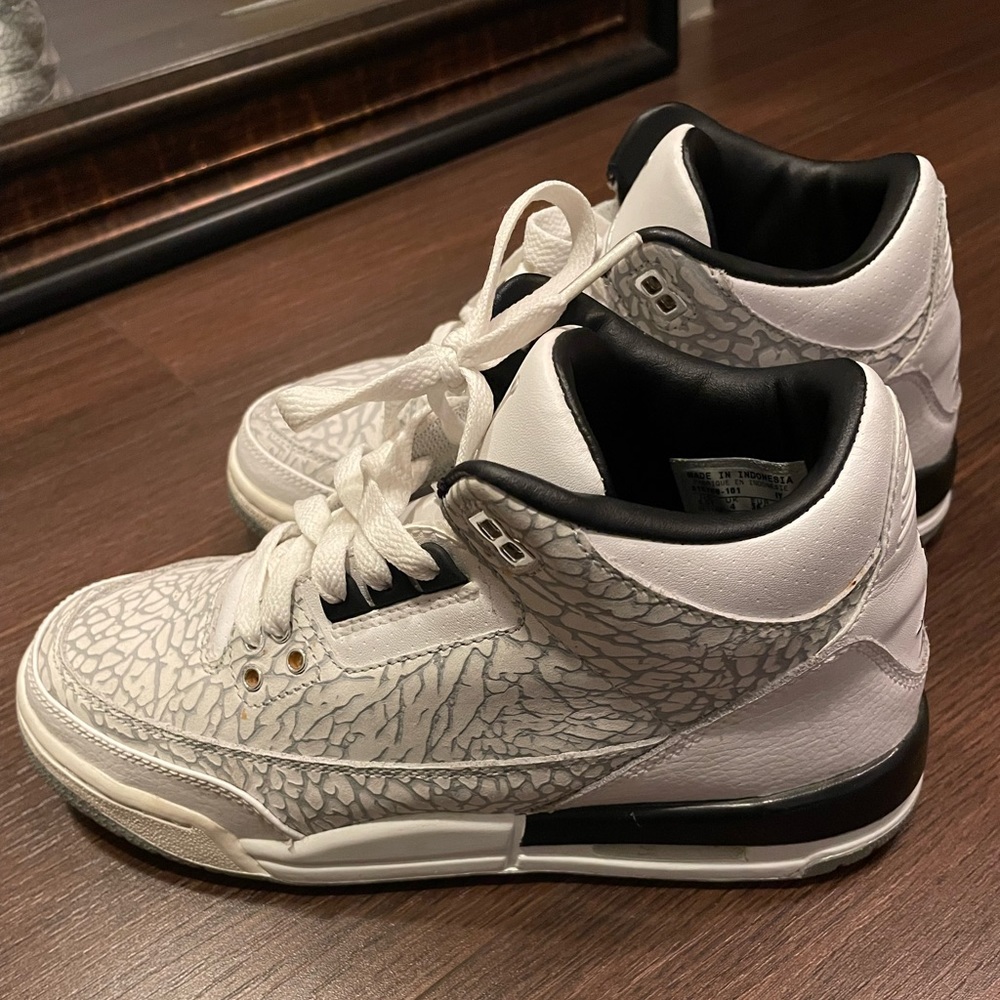 Air Jordan Retro III